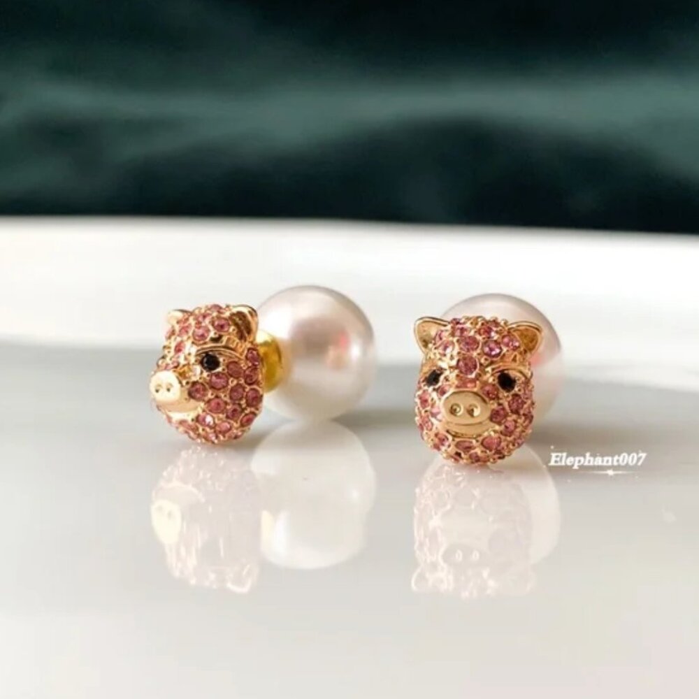 Kate Spade Pig Stud Earrings Pink Crystal Animal Cute Gold Tone Playful Y2K - Picture 2 of 3
